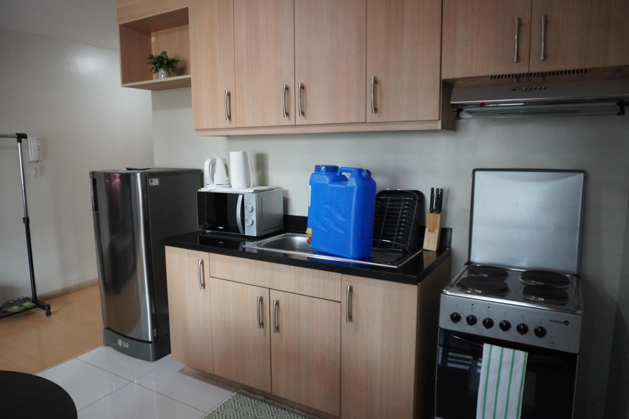 Avant Apartments At The Fort Тагуиг Стая снимка