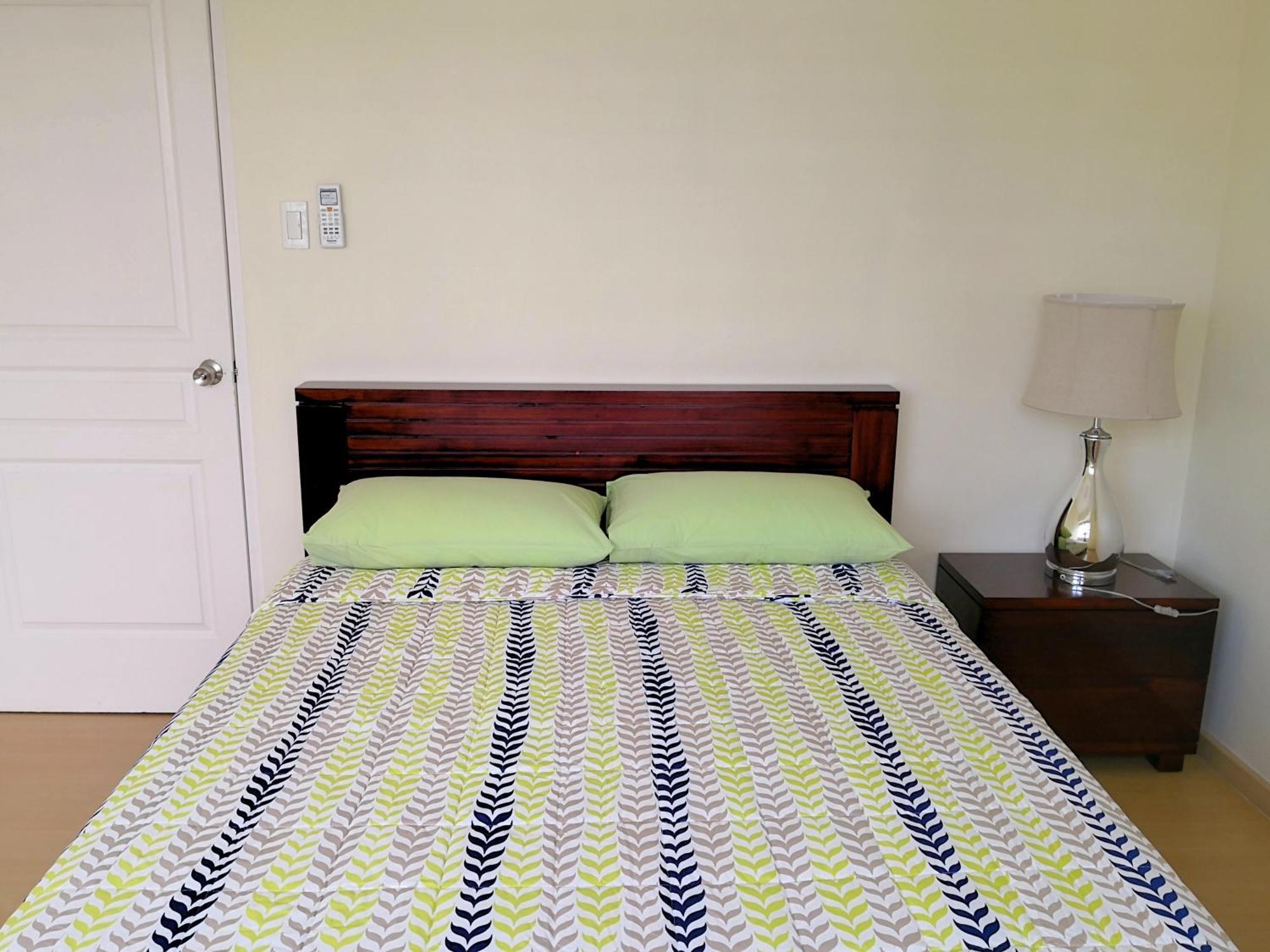 Avant Apartments At The Fort Тагуиг Стая снимка
