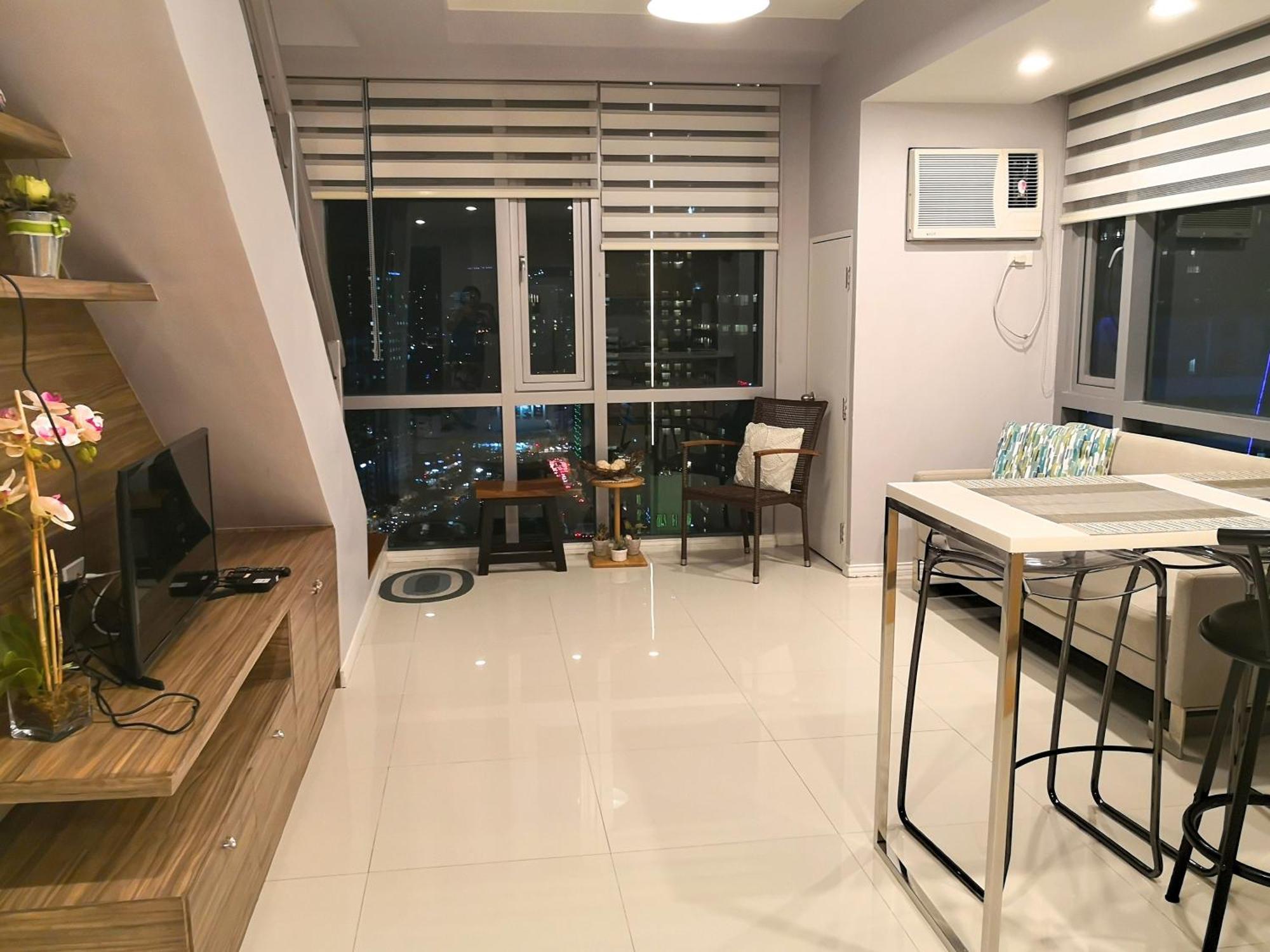 Avant Apartments At The Fort Тагуиг Стая снимка