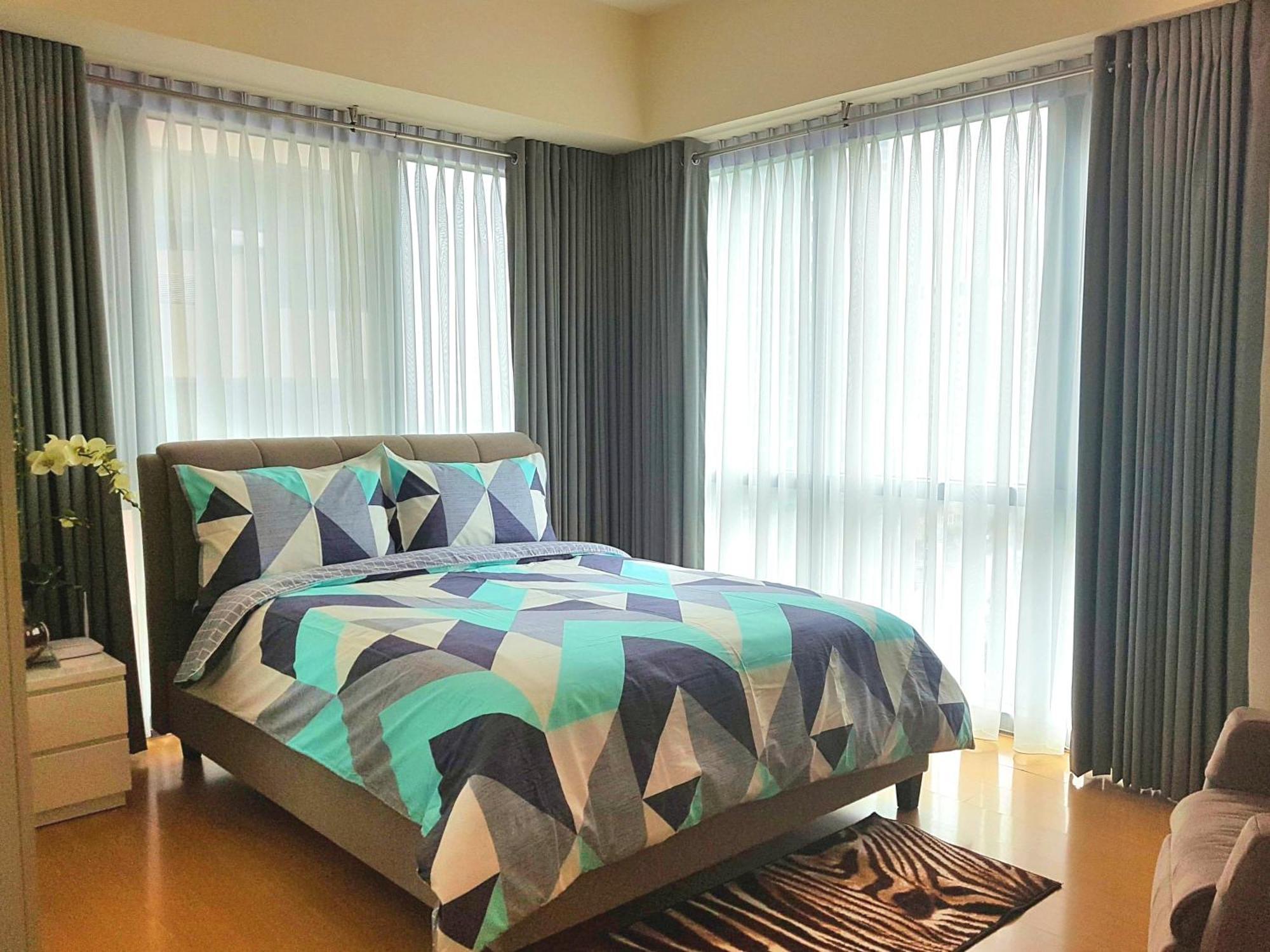 Avant Apartments At The Fort Тагуиг Стая снимка