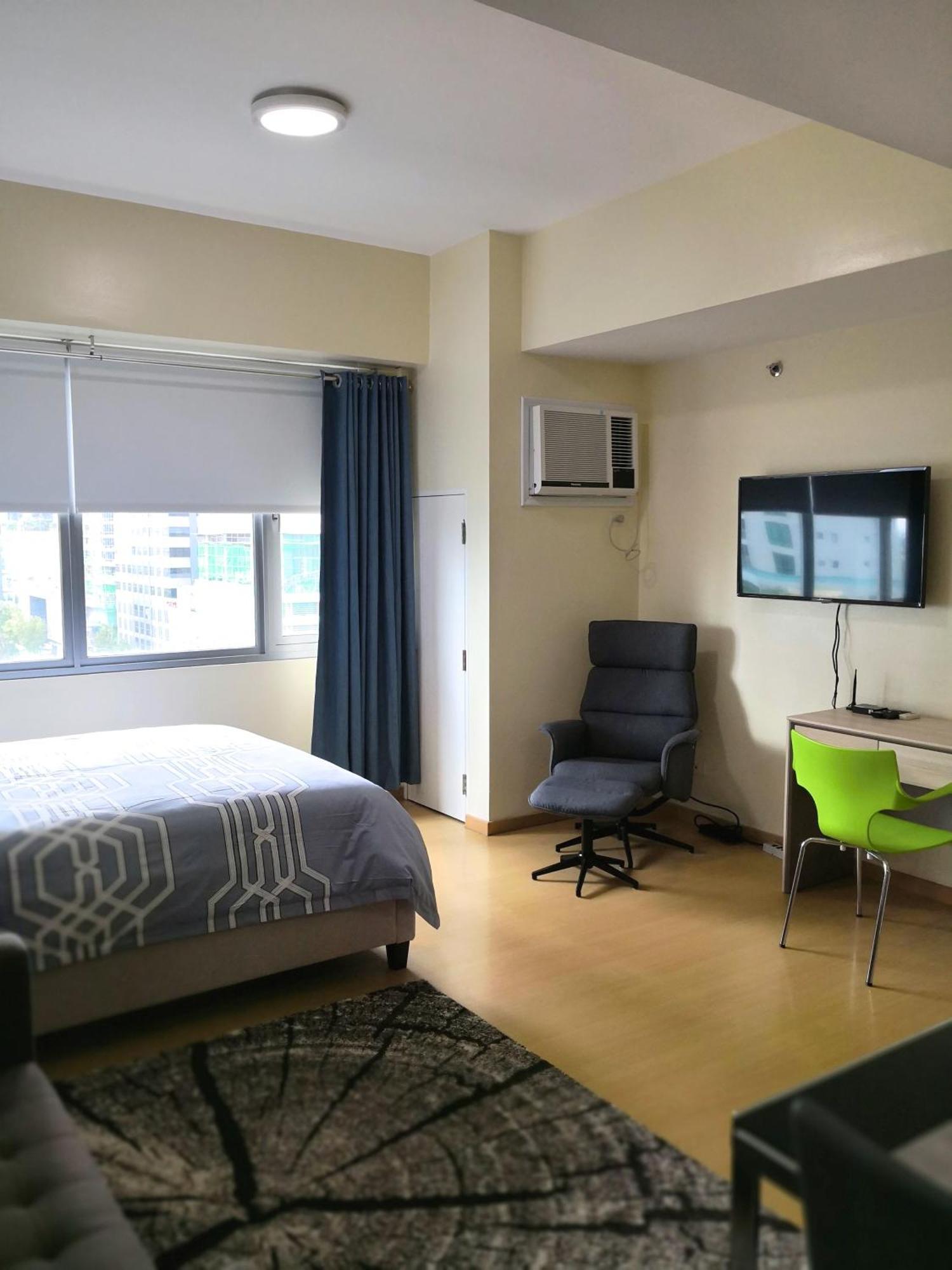 Avant Apartments At The Fort Тагуиг Стая снимка