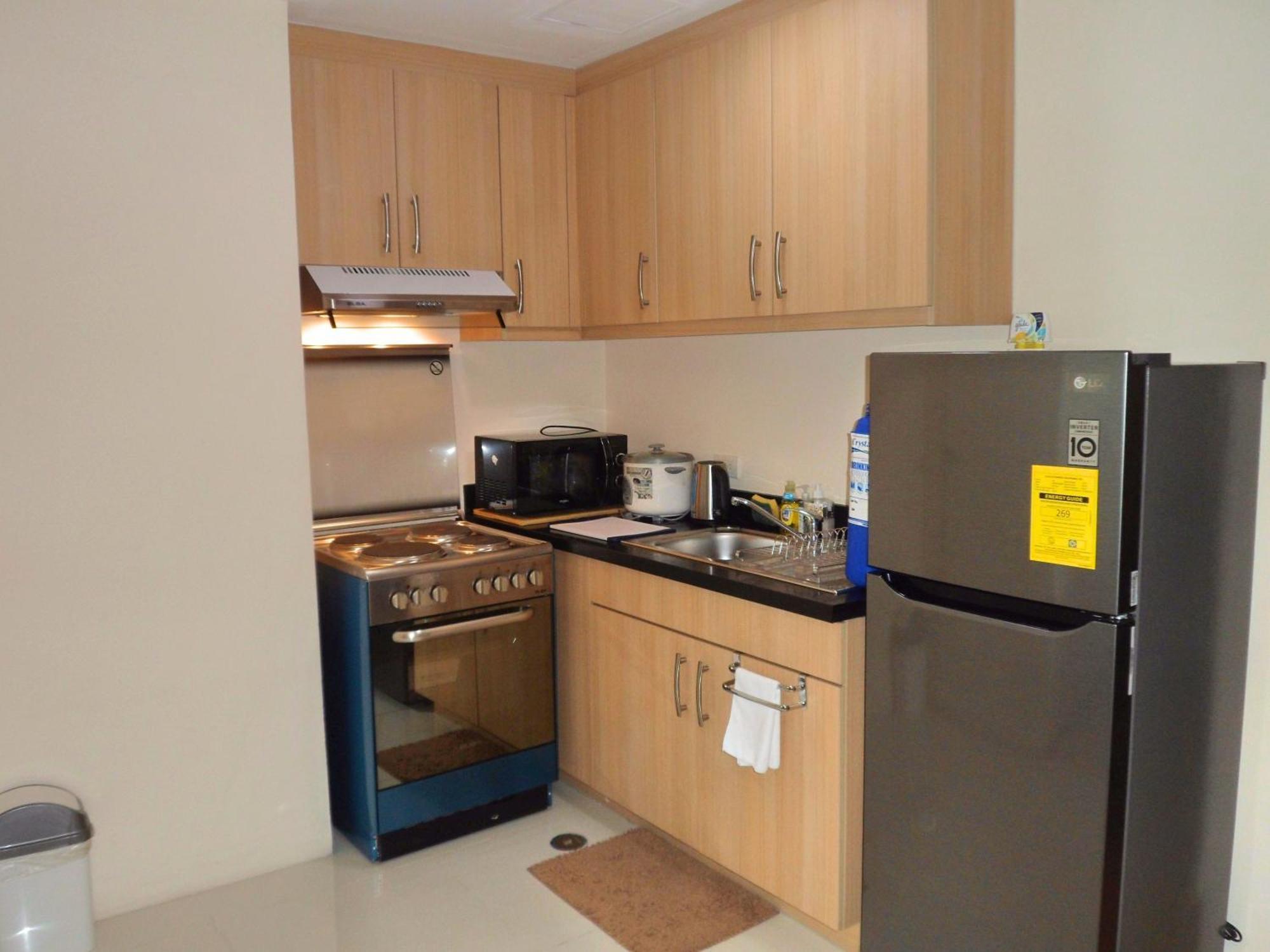 Avant Apartments At The Fort Тагуиг Стая снимка